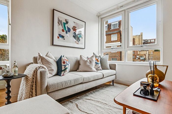2 Bedroom Flat For Sale In Chelsea Towers, Chelsea Manor Gardens, SW3