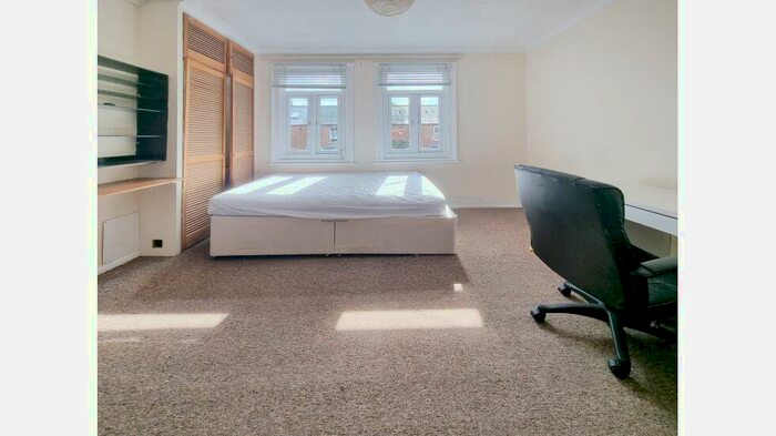 5 Bedroom Terraced House To Rent In Cross Street, St Clements, Oxford, OX4