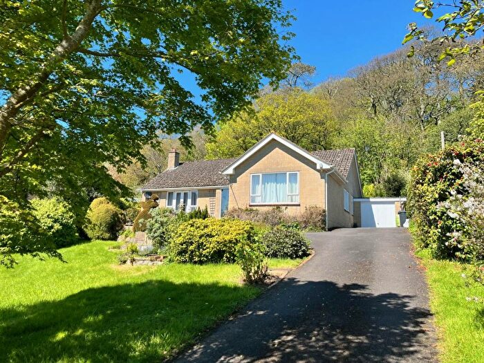 3 Bedroom Bungalow For Sale In Lower Catherston Road, Bridport, DT6