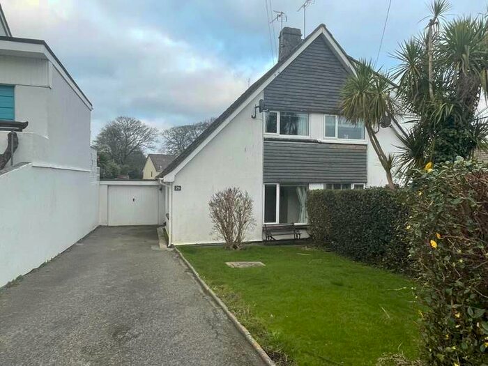 2 Bedroom House To Rent In Mongleath Avenue, Falmouth, TR11
