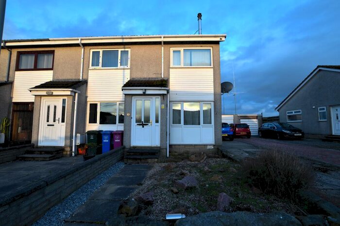2 Bedroom Property For Sale In Mossmill Park, Mosstodloch, IV32