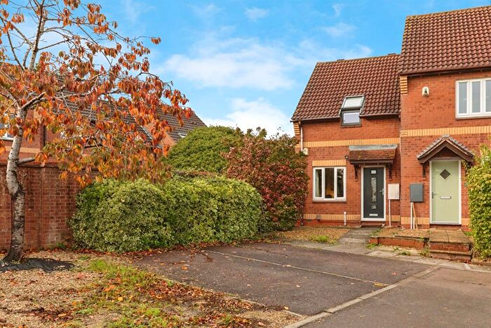 2 Bedroom End Of Terrace House For Sale In Palmers Leaze, Bradley Stoke, Bristol, BS32
