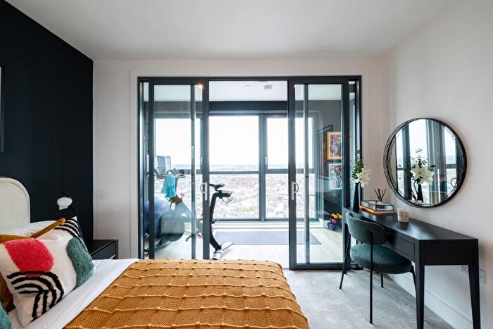 1 Bedroom Flat For Sale In - Station Road, Croydon, CR0