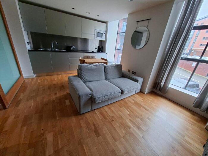 1 Bedroom Apartment To Rent In Roberts Wharf East Street, Leeds, West Yorkshire, LS9