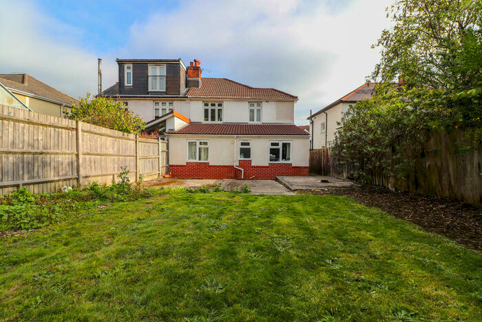 6 Bedroom Semi-Detached House To Rent In Merton Road, Southampton, SO17