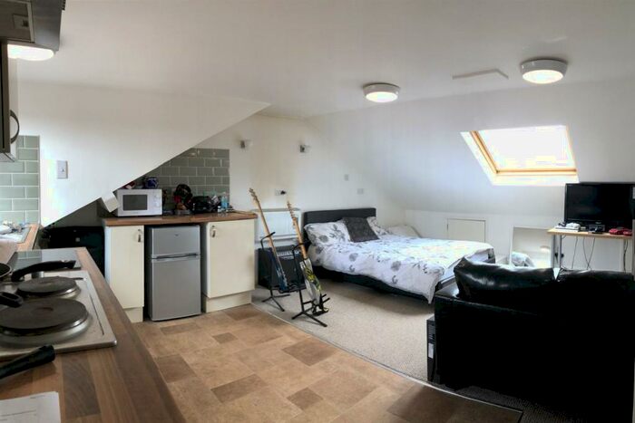 Studio To Rent In Holyhead Road, Lower Coundon, Coventry, CV1