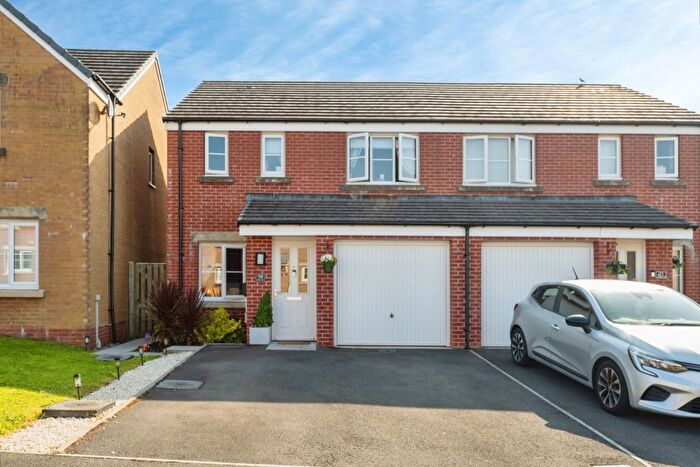 3 Bedroom Semi Detached House For Sale In Maes Y Glo, Llanelli, Carmarthenshire, SA14