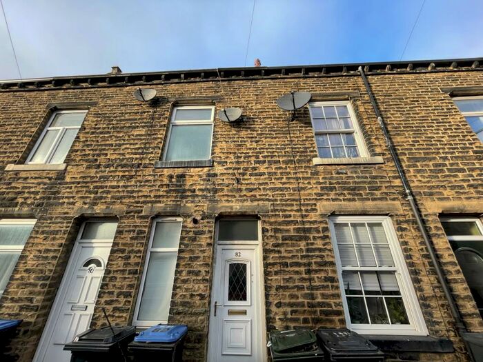 3 Bedroom Terraced House To Rent In Parkwood Street, Keighley, BD21