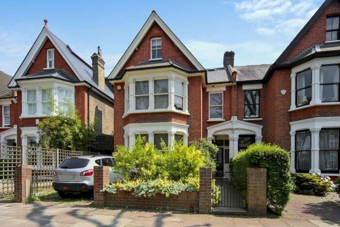 5 Bedroom Semi-Detached House To Rent In Park Road, Chiswick, W4
