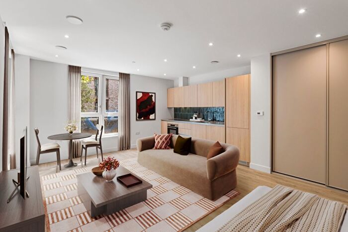 Studio To Rent In Pearl Yard, Biscuit Walk Bermondsey, SE16