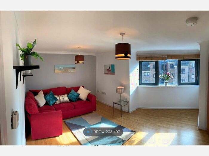 2 Bedroom Flat To Rent In Monteagle Way, London, E5