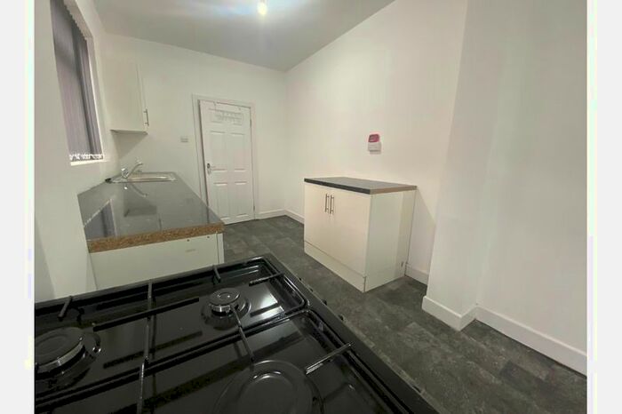 1 Bedroom Flat To Rent In Brighton Road, Balsall Heath, Birmingham, B12