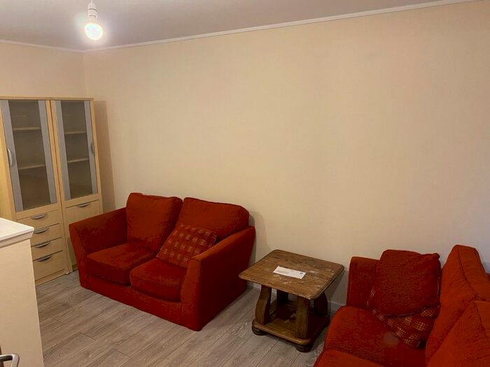 1 Bedroom Flat To Rent In Broad Place, Peterhead, Aberdeenshire, AB42