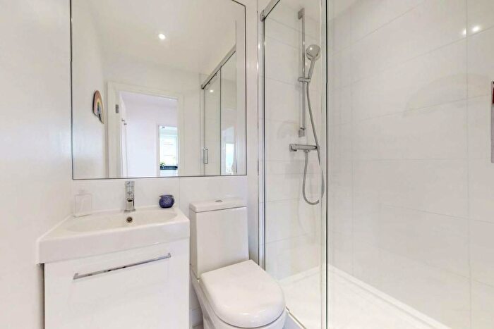 2 Bedroom Flat To Rent In Blair Court, Boundary Road, St Johns Wood, NW8