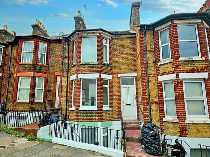 1 Bedroom Flat To Rent In Victoria Road, Ramsgate, Kent, CT11