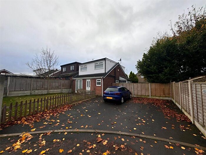 1 Bedroom Apartment To Rent In Newfield View, Milnrow, Rochdale, Greater Manchester, OL16