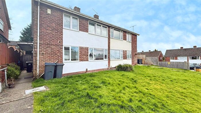 2 Bedroom Maisonette For Sale In Lazy Hill, Kings Norton, Birmingham, B38