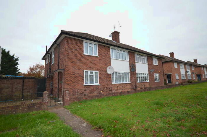 2 Bedroom Flat To Rent In Kenton Lane, Harrow, HA3