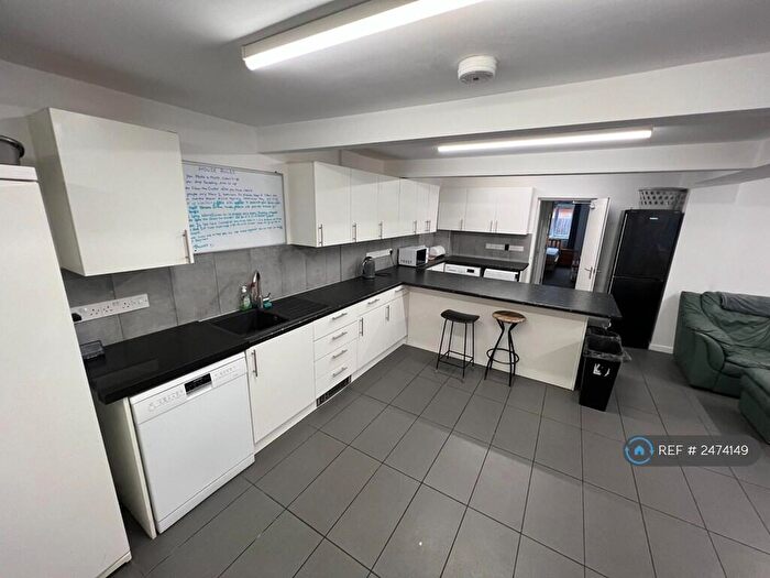 1 Bedroom Semi-Detached House To Rent In Talbot Road, Bournemouth, BH9