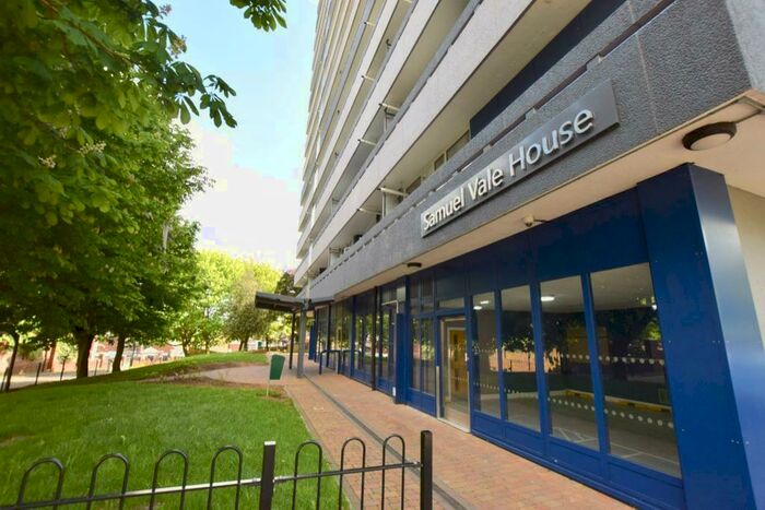 2 Bedroom Flat To Rent In Samuel Vale House, Canal Basin, Coventry, CV1