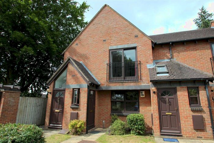 1 Bedroom Property To Rent In Green Ridges, Headington, Oxford, OX3