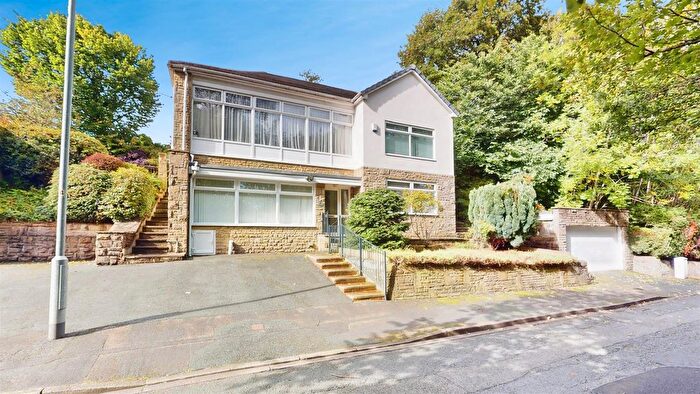 4 Bedroom Detached House For Sale In Chelsea Mansions, Northowram, Halifax, HX3