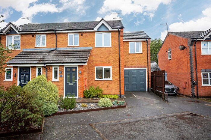 4 Bedroom Semi Detached House For Sale In Gray Lane, Sileby, Loughborough, LE12