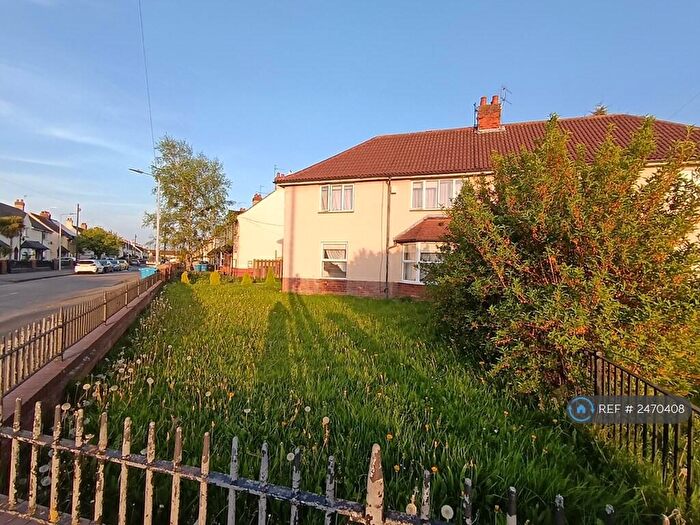 4 Bedroom Semi-Detached House To Rent In Hornby Grove, Hull, HU9
