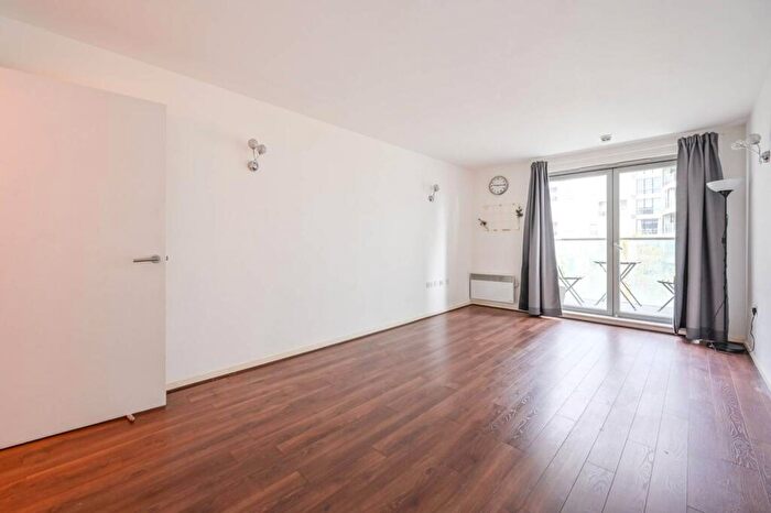 1 Bedroom Flat For Sale In Michigan Building, Canary Wharf, London, E14