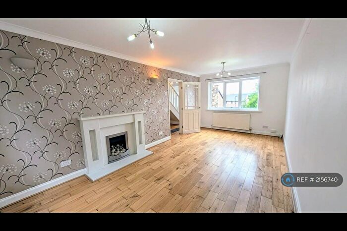 3 Bedroom Terraced House To Rent In Hyacinth Close, Sheffield, S5
