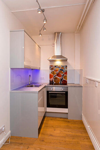 Studio To Rent In Leazes Terrace, Newcastle Upon Tyne, NE1
