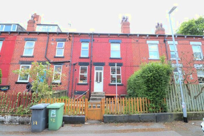 2 Bedroom Terraced House To Rent In Rombalds Place, LS12