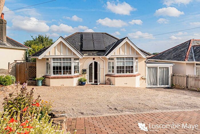 2 Bedroom Bungalow For Sale In Plymouth Road, Totnes, TQ9