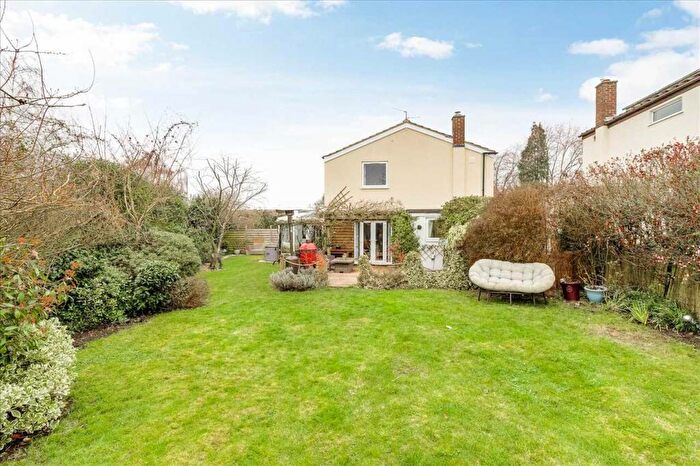 3 Bedroom Detached House For Sale In Abbey Way, Ravenstone, MK46