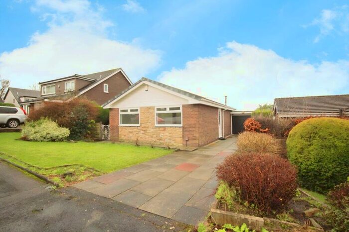 2 Bedroom Bungalow To Rent In Coppice Close, Woodley, Stockport, Greater Manchester, SK6