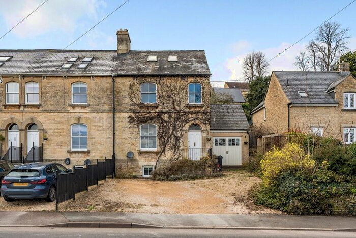 4 Bedroom End Of Terrace House For Sale In Cheltenham Road, Cirencester, Gloucestershire, GL7