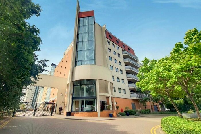 1 Bedroom Flat To Rent In Wards Wharf Approach, Pontoon Dock, West Silvertown, London, E16