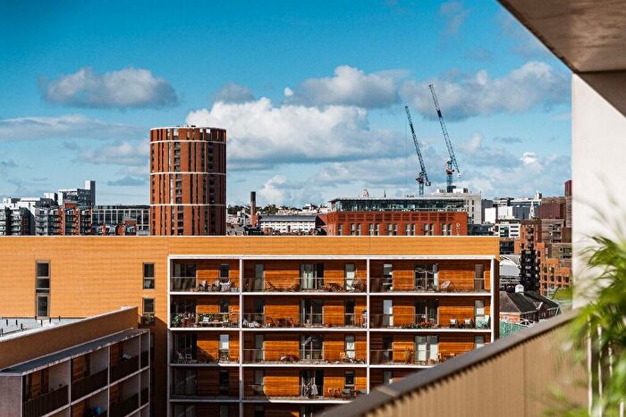 1 Bedroom Apartment To Rent In Ingram Row, Leeds, West Yorkshire, LS11