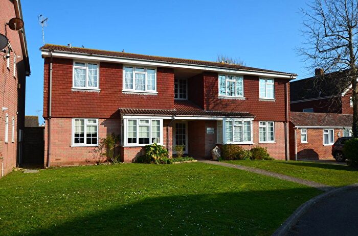 1 Bedroom Flat To Rent In Manor Road, Selsey, PO20