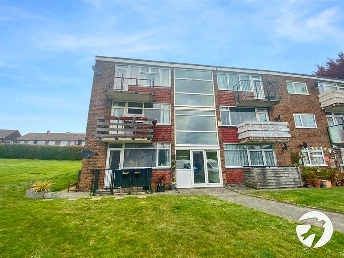 1 Bedroom Flat To Rent In Chilham House, Cypress Court, Rochester, Kent, ME2