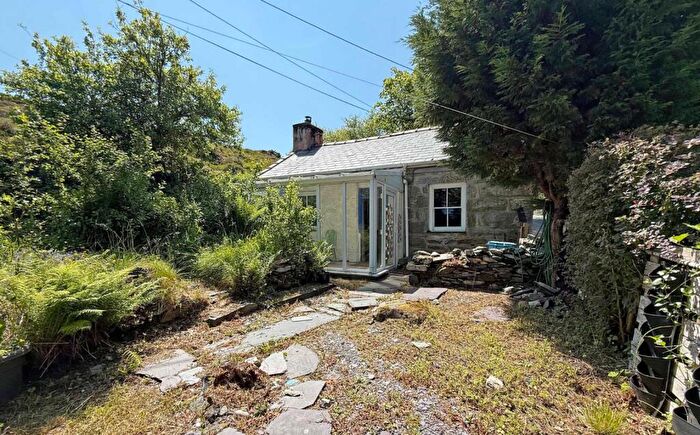 2 Bedroom Detached House For Sale In Gallt Y Foel, Caernarfon, Gwynedd, LL55