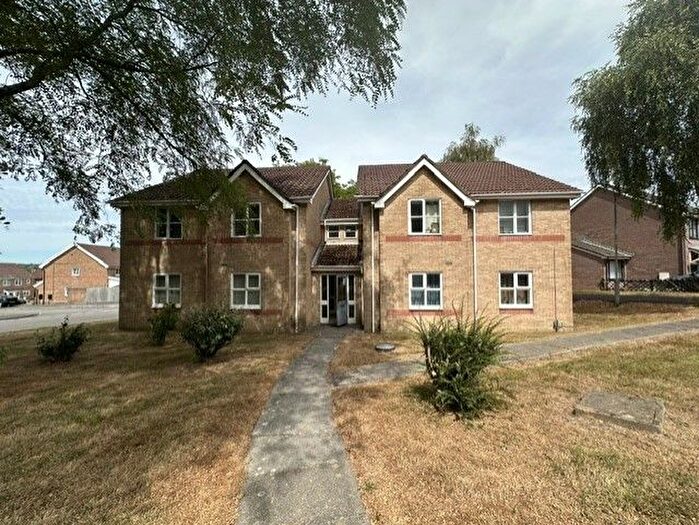 1 Bedroom Flat To Rent In Midland Place, Llansamlet, Swansea, SA7