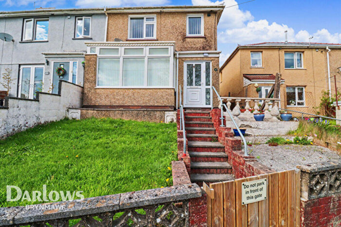 3 Bedroom End Of Terrace House For Sale In Warwick Road, Brynmawr, NP23
