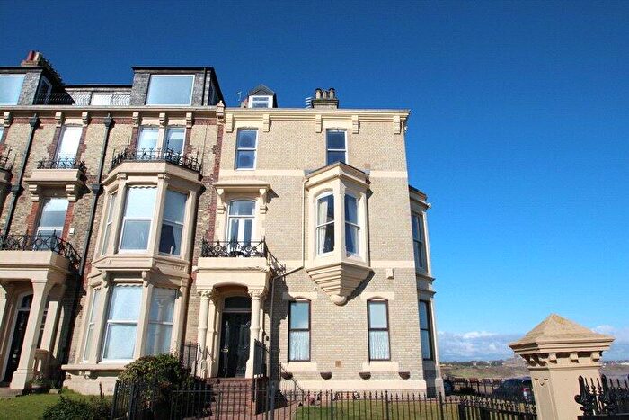 3 Bedroom Maisonette To Rent In Percy Gardens, Tynemouth, NE30