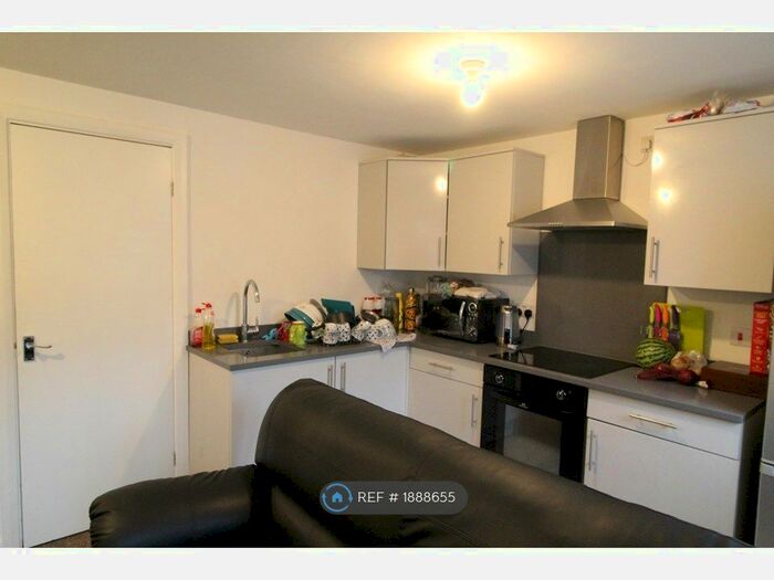 2 Bedroom Flat To Rent In The Pinxton, Derby, DE22