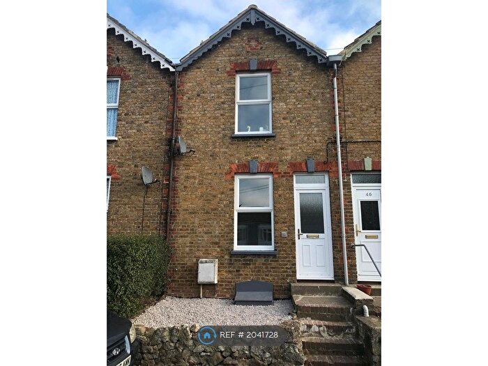 2 Bedroom Terraced House To Rent In The Street, Faversham, ME13