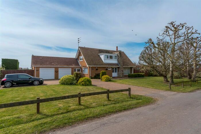 3 Bedroom Detached Bungalow For Sale In Occupation Lane, New Bolingbroke, Boston, PE22
