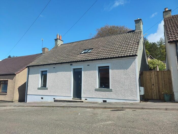 4 Bedroom Detached House For Sale In Chisholm Street, Townhill, KY12