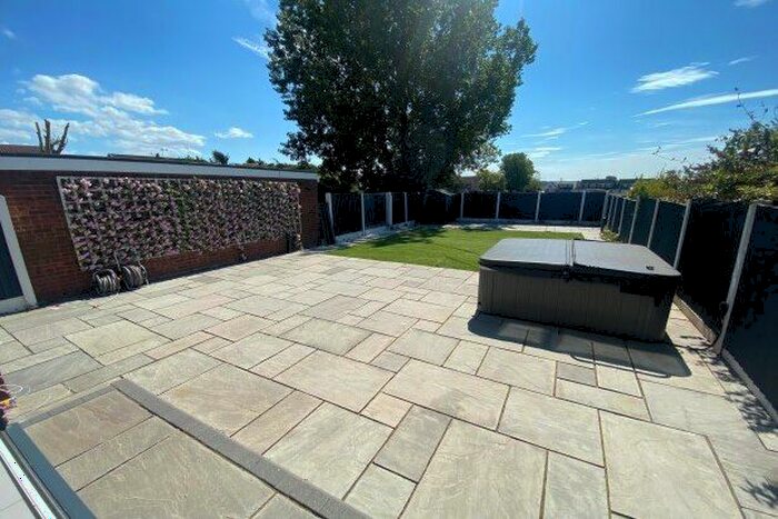 3 Bedroom Property To Rent In Overton Way, Prenton, CH43