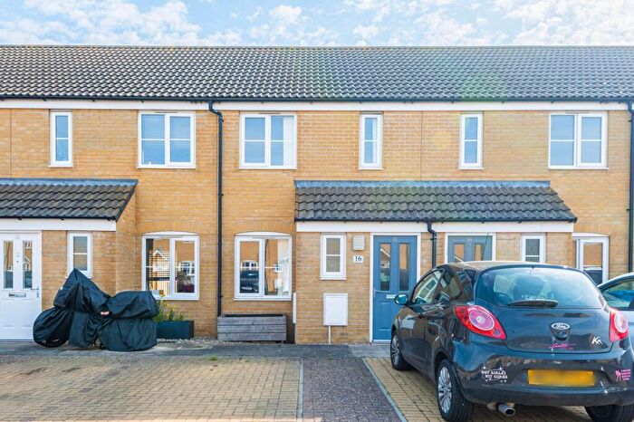 2 Bedroom Terraced House For Sale In Lupton Close, Oulton, NR32
